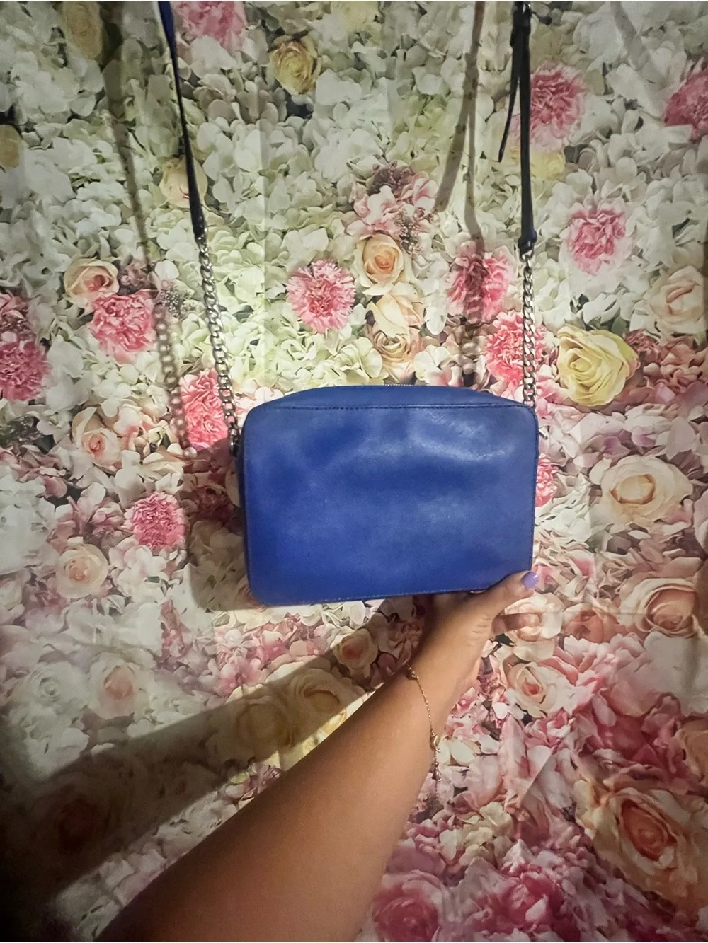 Michael Kors crossbody front