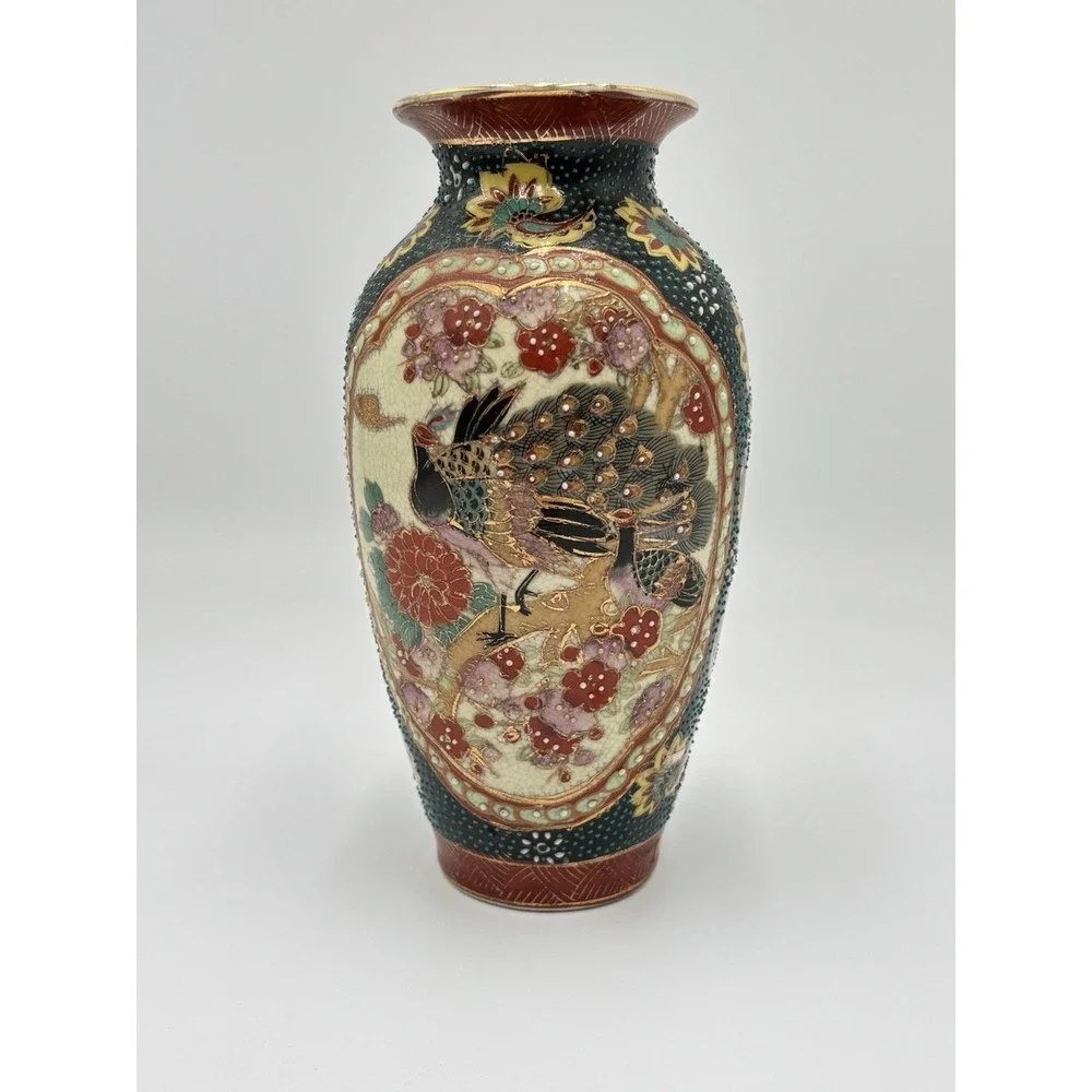 Vintage Japanese Moriage Peacock Vase 9