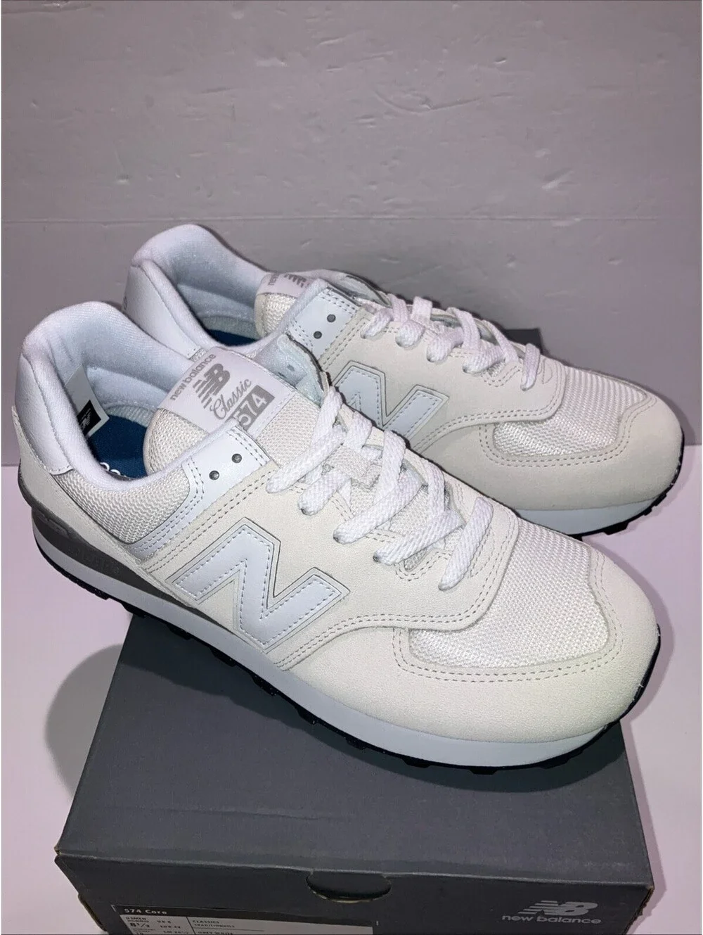 New Balance balance athletic sneaker