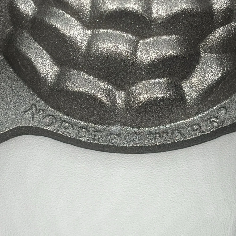 Nordic Ware Wreath Bundt Cake Pan