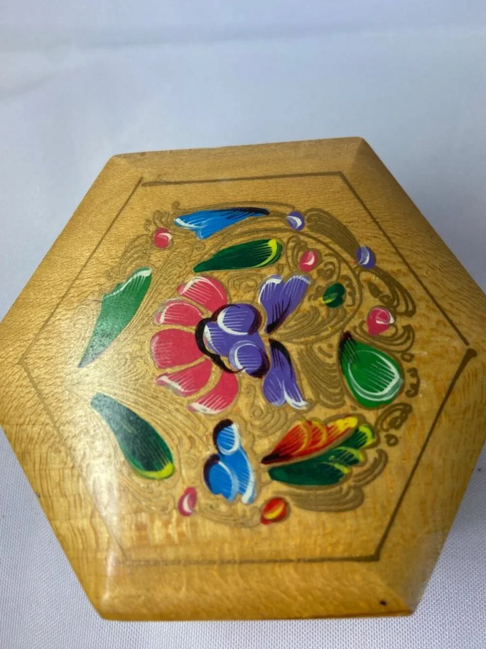 N/A vintage polygon