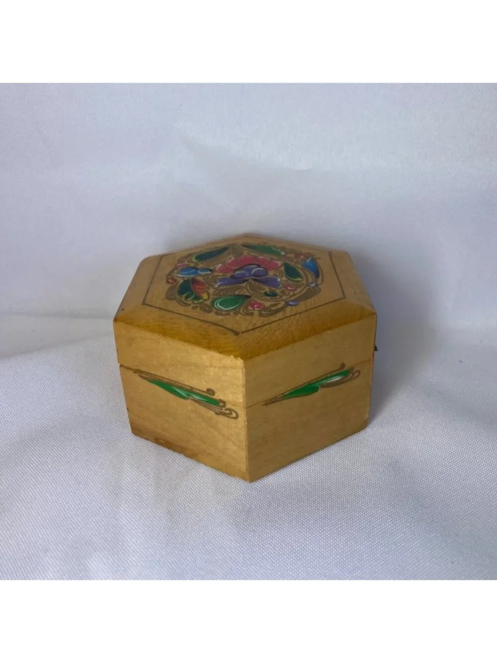N/A vintage polygon