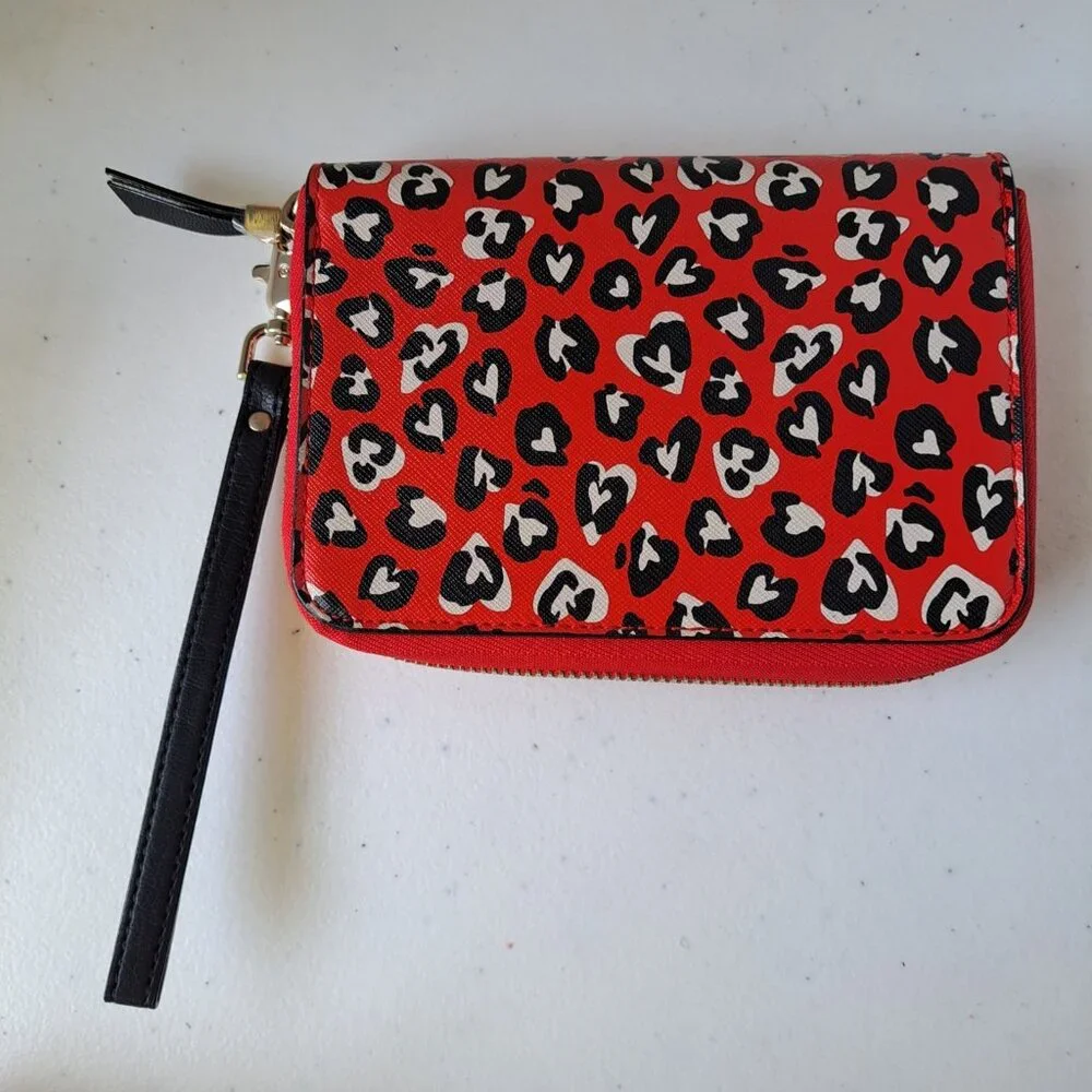 Stella & Dot Wild Hearts Tech Clutch Red Zip Wallet Wristlet Love Valentine 7x5
