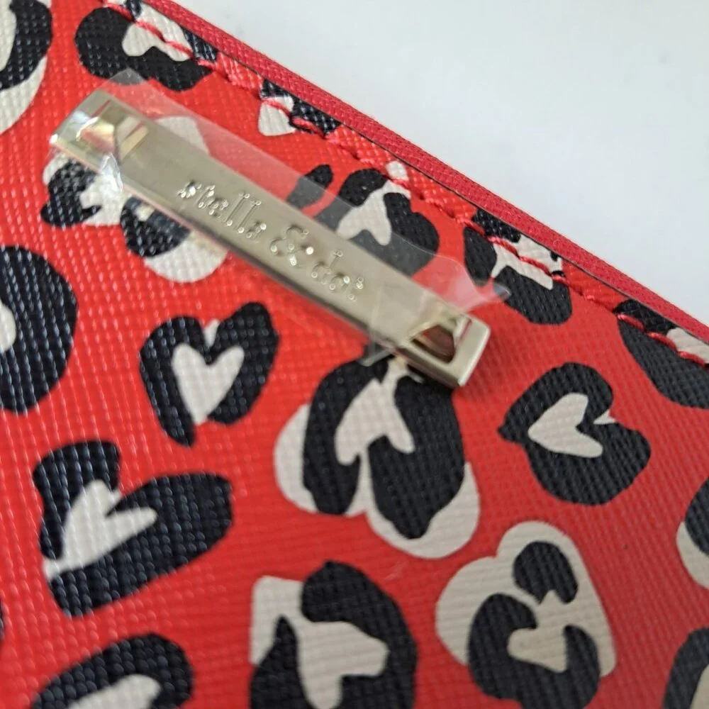 Stella & Dot Wild Hearts Tech Clutch Red Zip Wallet Wristlet Love Valentine 7x5