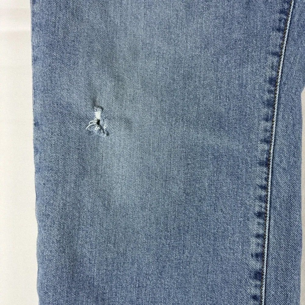Levis within slightly
