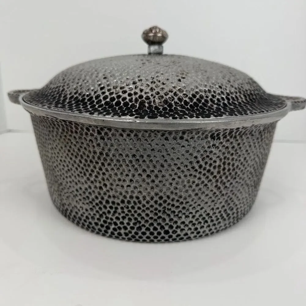 Vintage Hammered/Pebbled/Dimpled Aluminum Dutch Oven with Lid