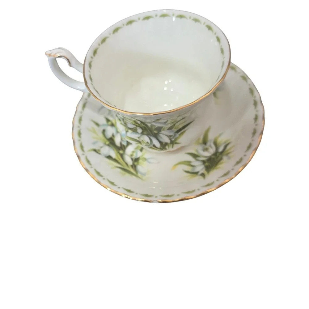 Royal Albert Snowdrops Tea Cup Saucer Bone China England Gold Trim Set