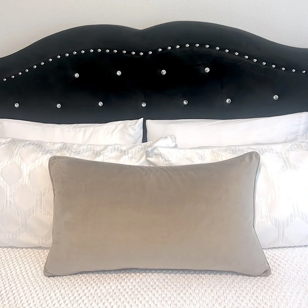 NWOT RODEO HOME RECTANGULAR DECORATIVE PILLOW