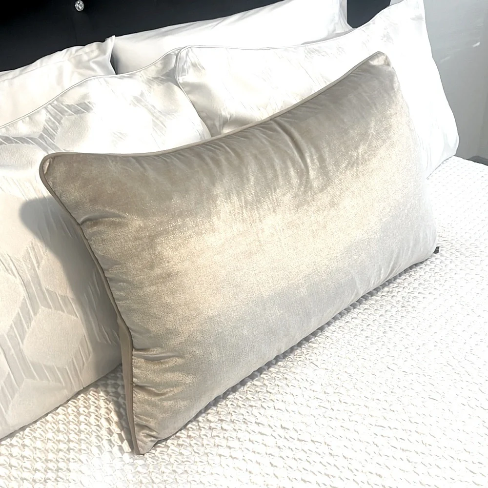 NWOT RODEO HOME RECTANGULAR DECORATIVE PILLOW