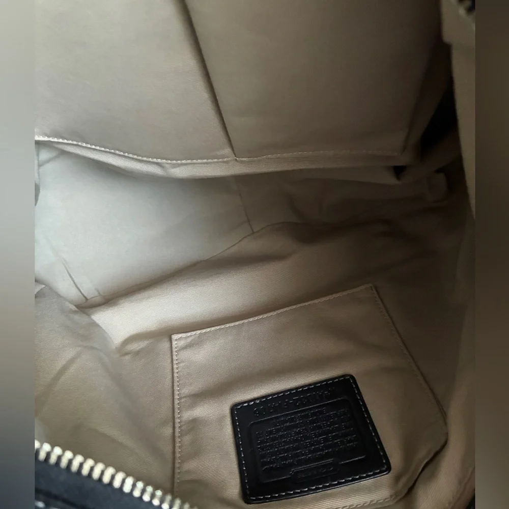 Coach soft black