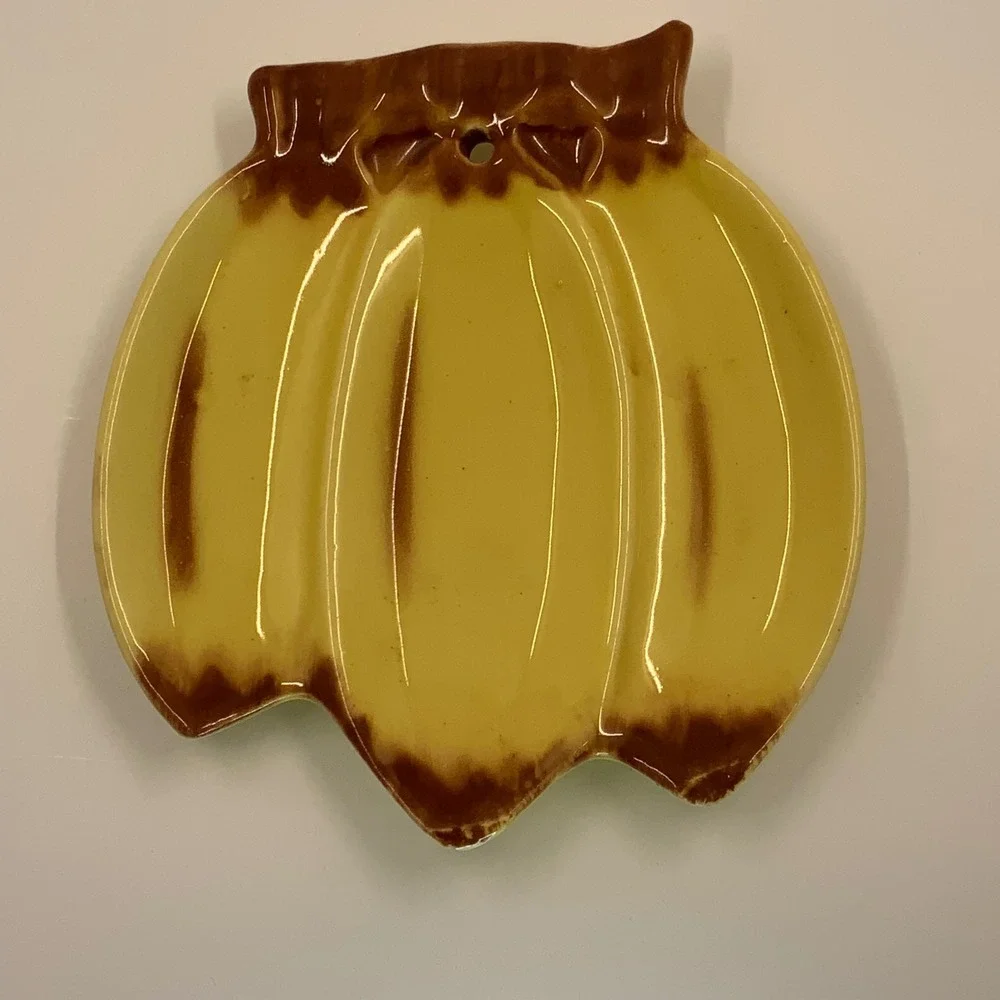 Vintage Banana Bunch Spoon Rest Ceramic Yellow 5.5x5in