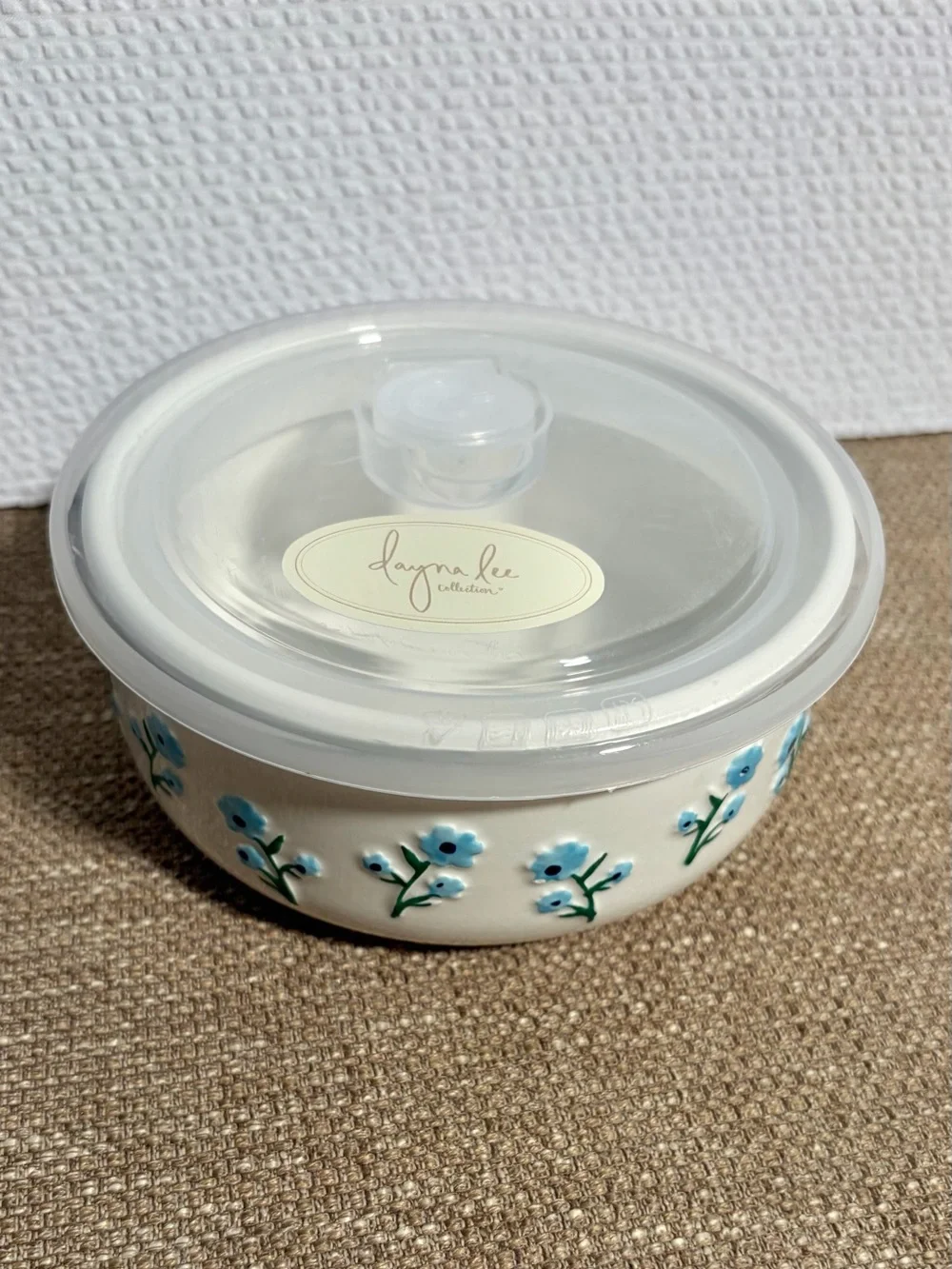 Ceramic Bowl with Venting Lid - Blue & Navy Floral Motif Textured Flower Design