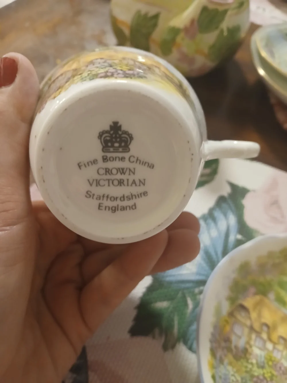 Crown delicate transfer yellow