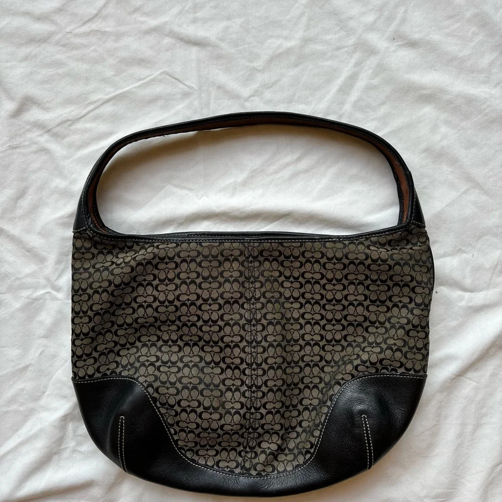 Coach elegant women