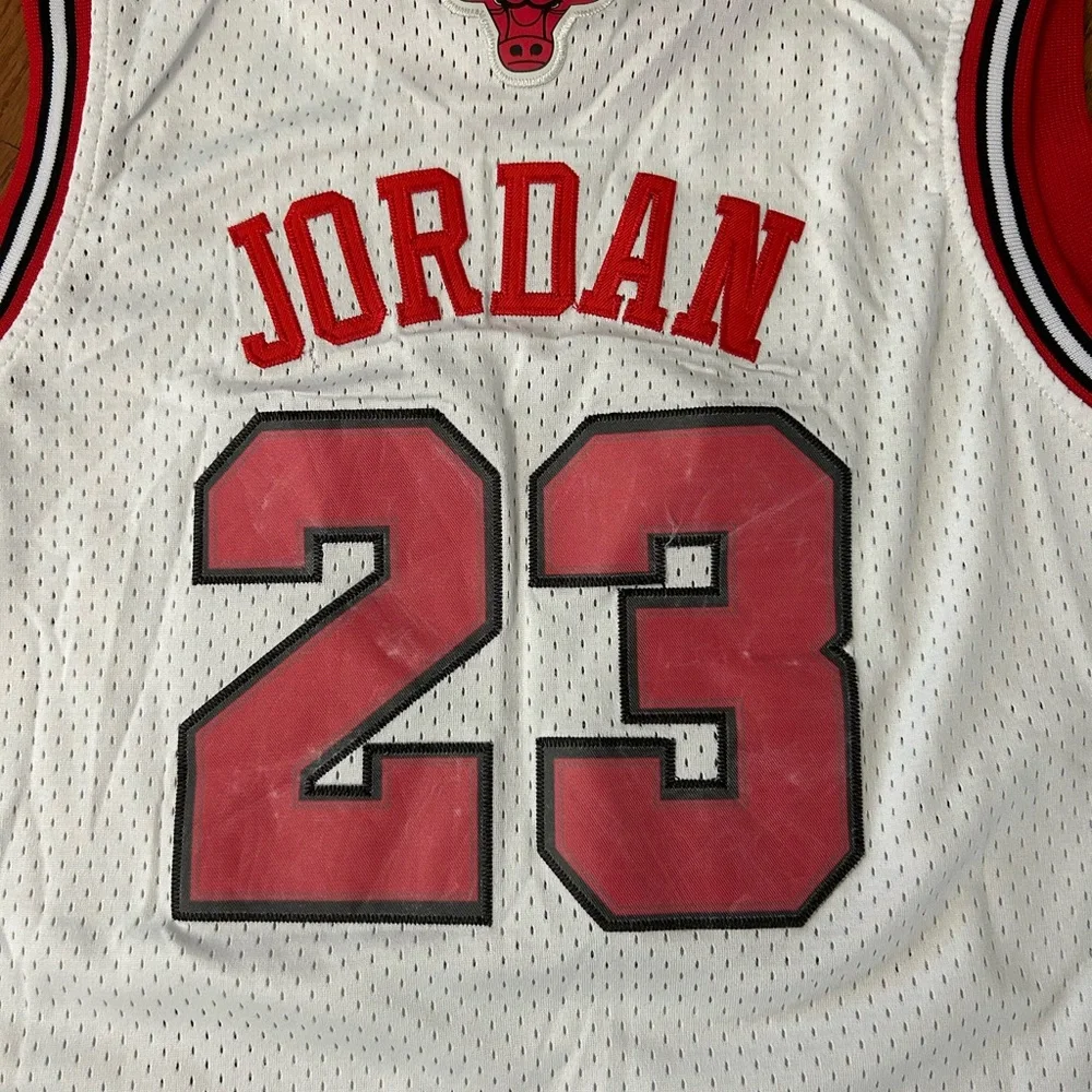 Vintage Chicago Bulls Michael‎ Jordan 23 Nike Youth XL