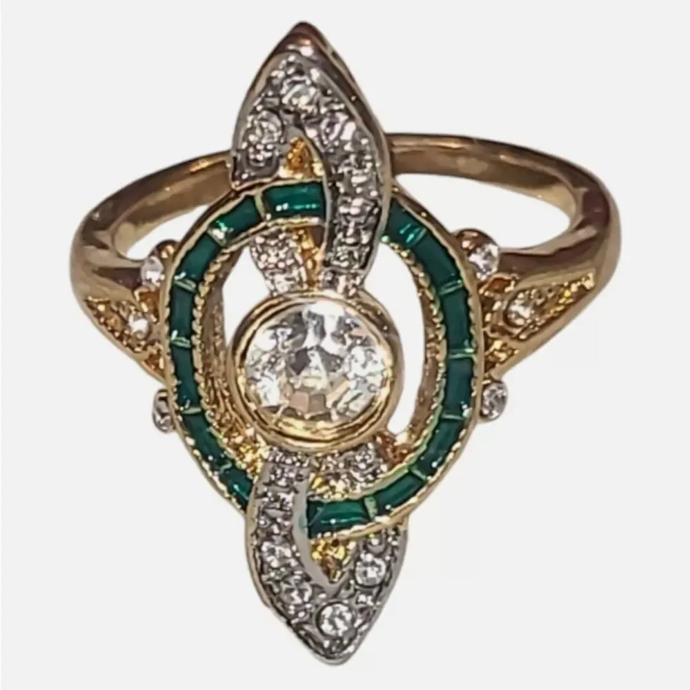 boutique vintage golden