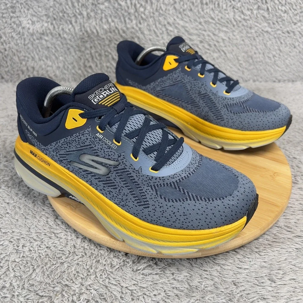 Skechers max cushioning