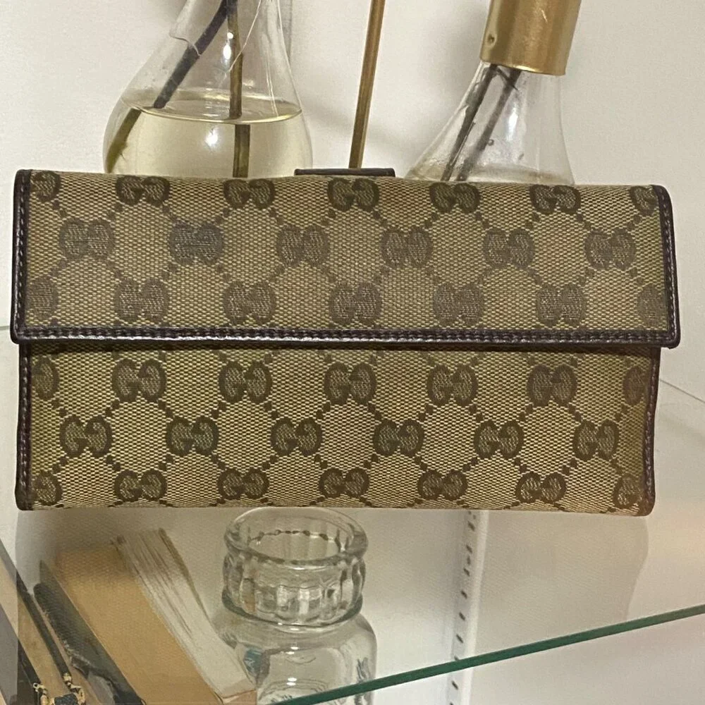 Gucci GG Coated Canvas Leather Continental Bifold Wallet in Tan Brown with Chain