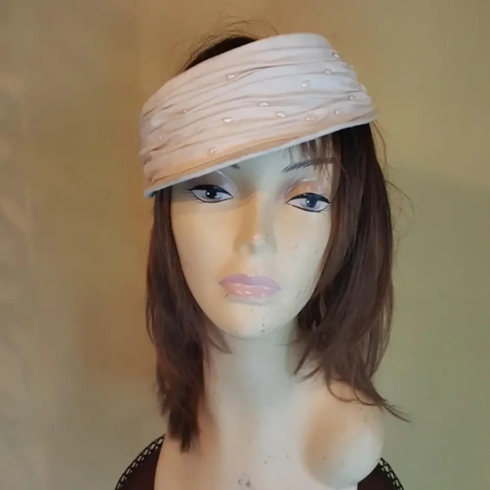 JEAN‎ BARTHET PARIS CREME WITH SEED PEARLS UNIQUE VTG HAT PIECE