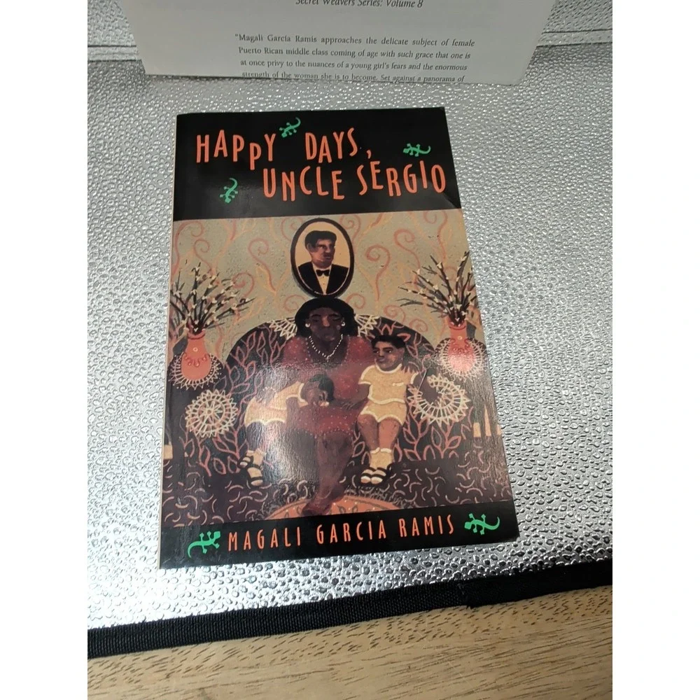 Happy Days,‎ Uncle Sergio (Secret Weavers Series)