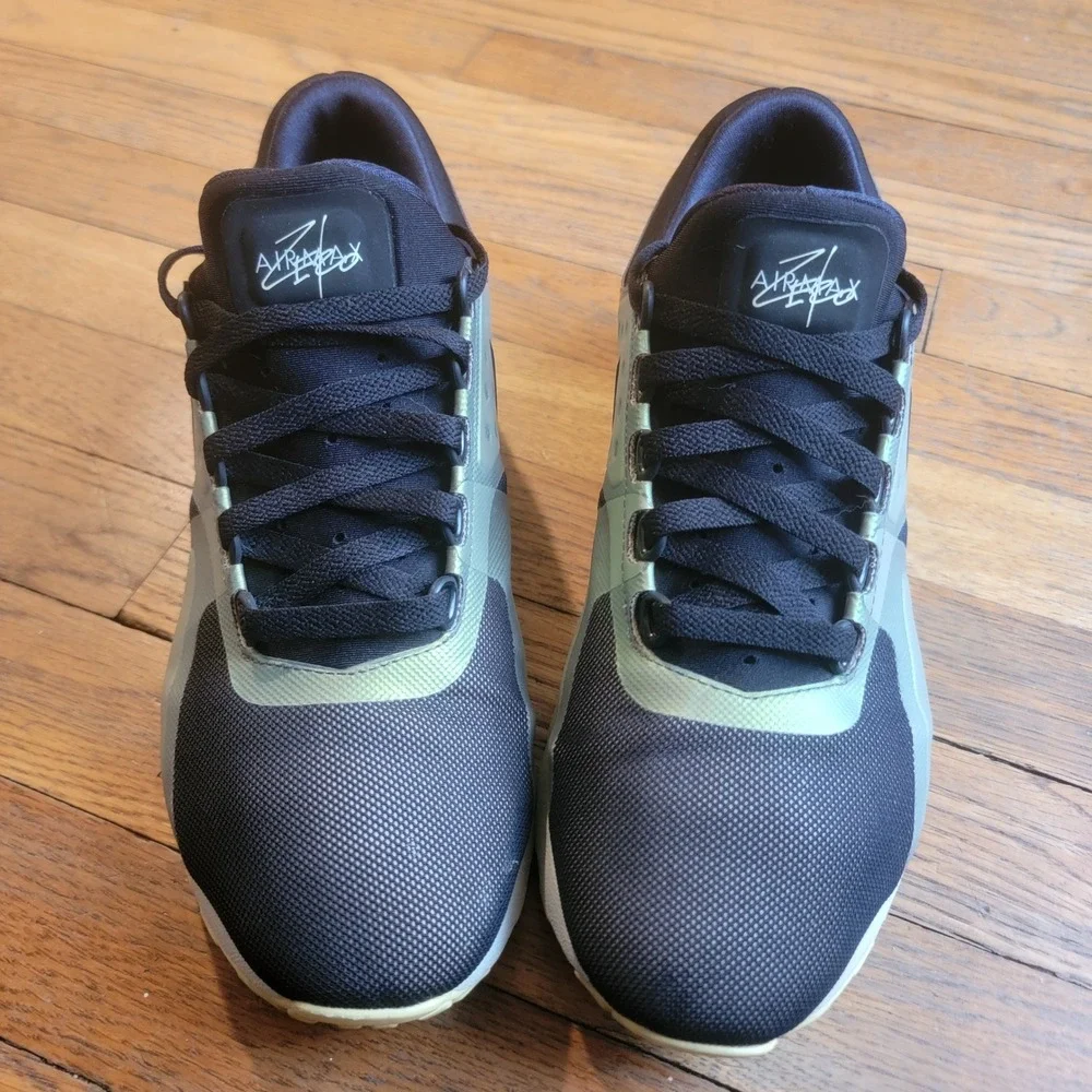 Nike Air Max Zero SE Men's Size 9 Black‎ Yellowish Green Gold Light Bone
