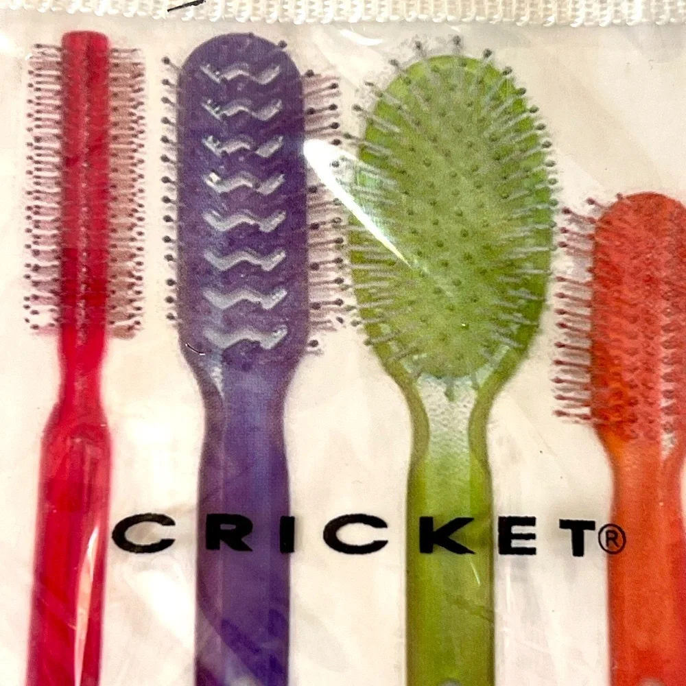 Cricket Hair Brush Caddy with Four Colorful Brushes.  New with Tags.