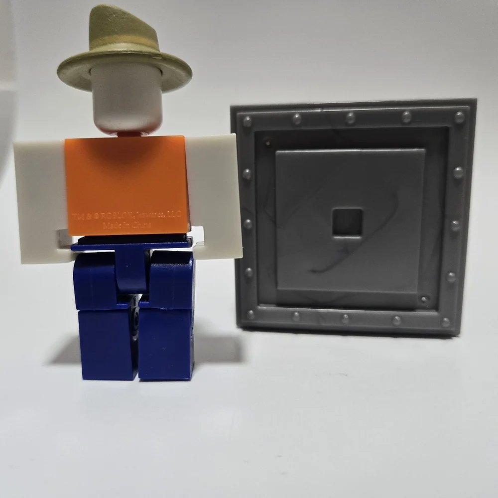 Roblox Erik Cassel Figure Toy Series One