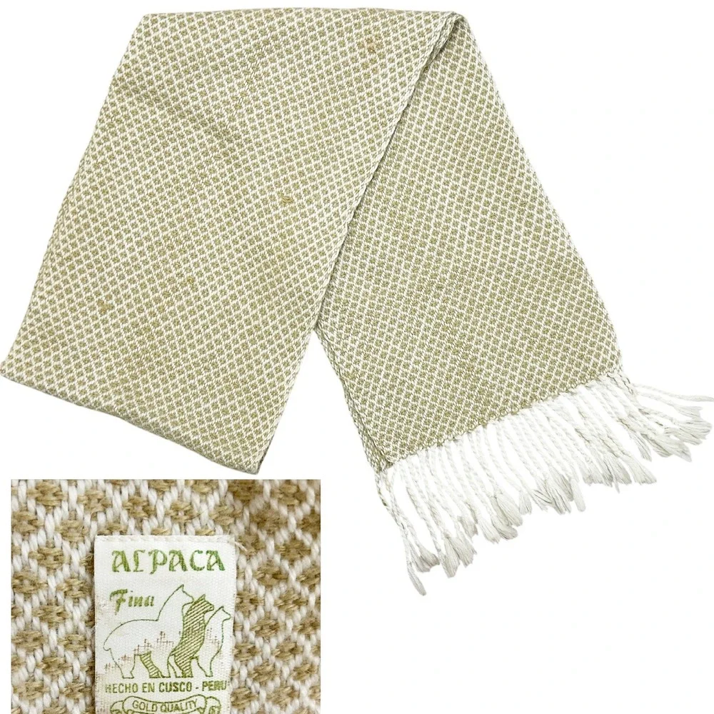 Alpaca Wool Scarf Beige Ivory Diamond Geometric Pattern Soft Fringe Made in Peru