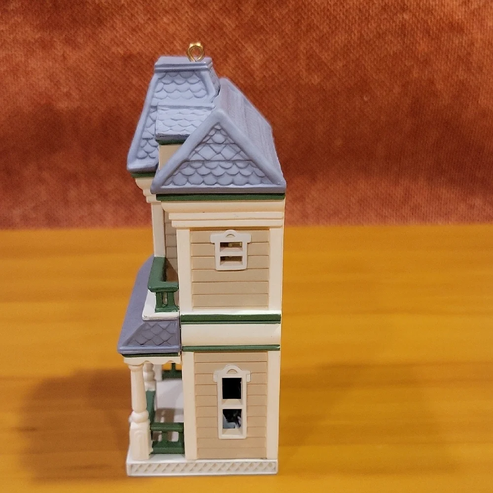 Hallmark purchase blue features