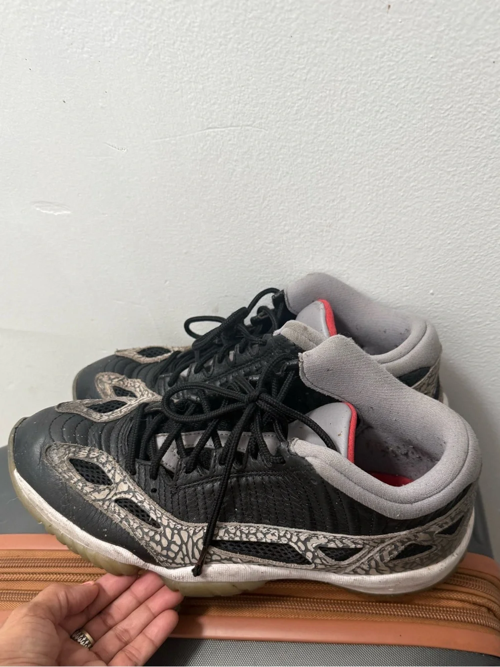 Jordan low top