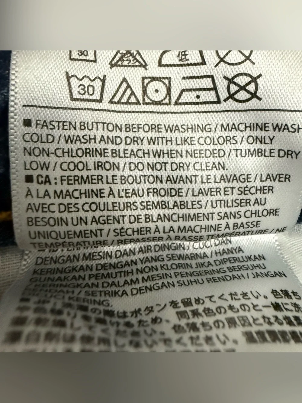 Old Navy classic pockets
