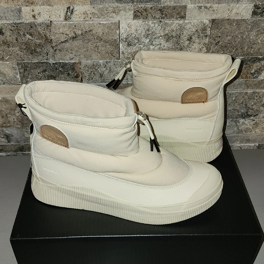 Sorel Brand New Stylish Cream Women's Shoes Winter Snow Boots Waterproof