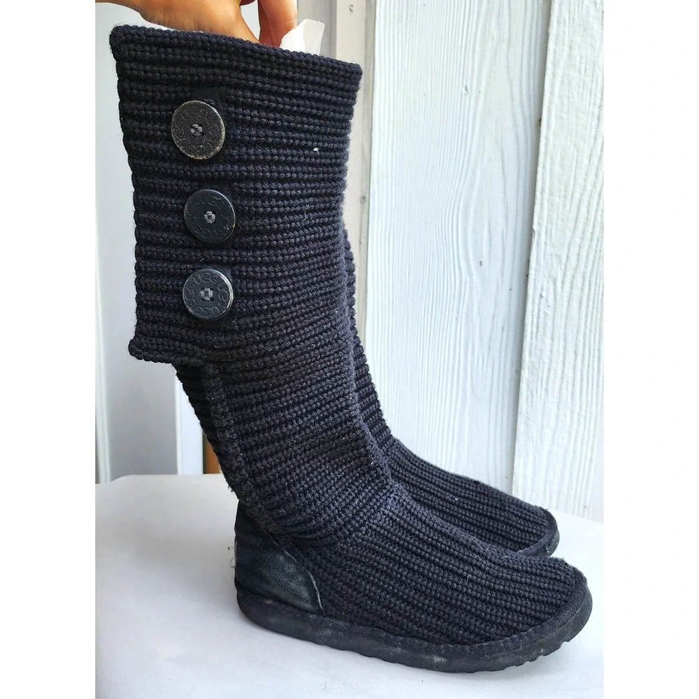 UGG sz black