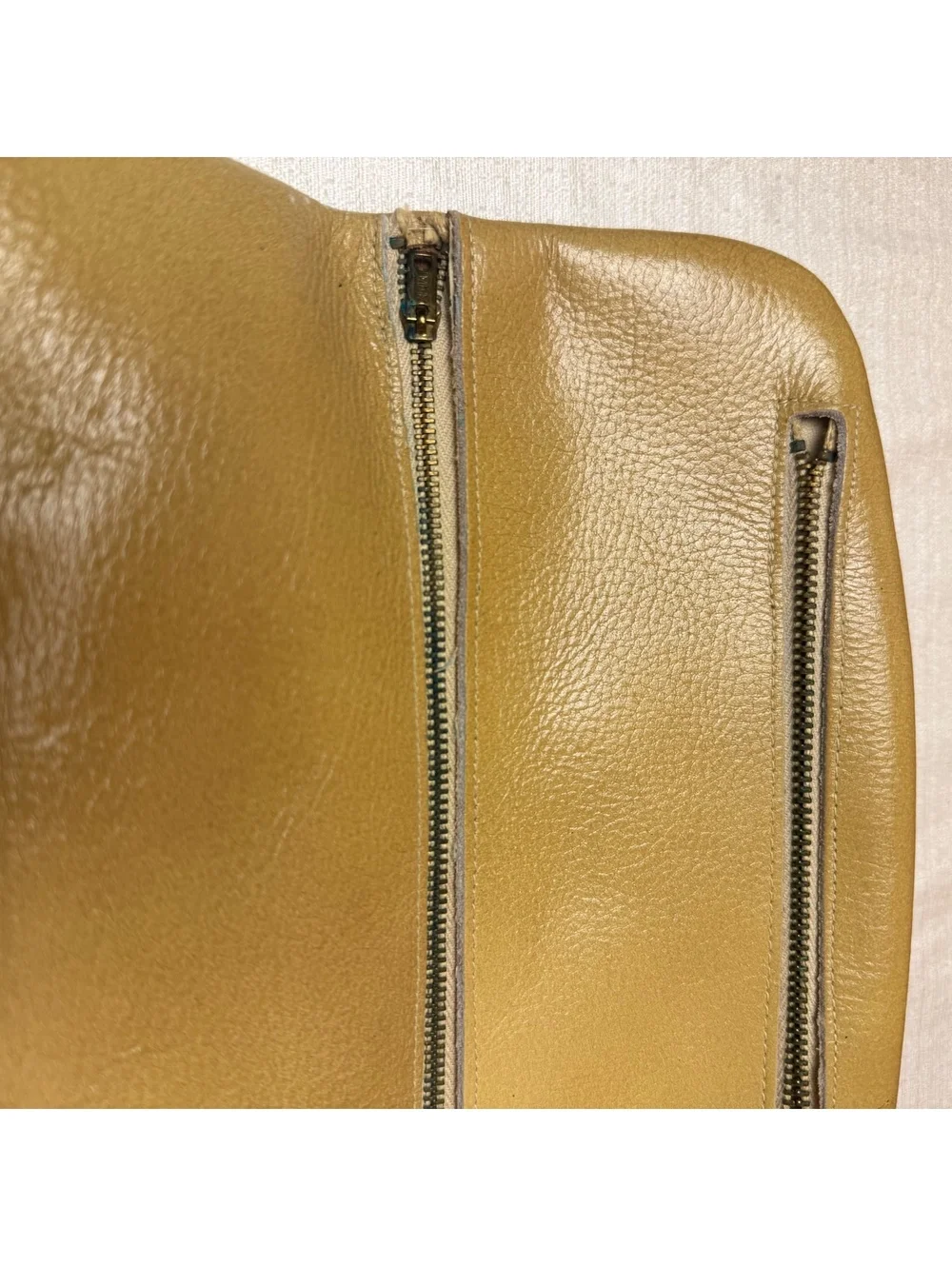 N/A #leatherpurse essentials