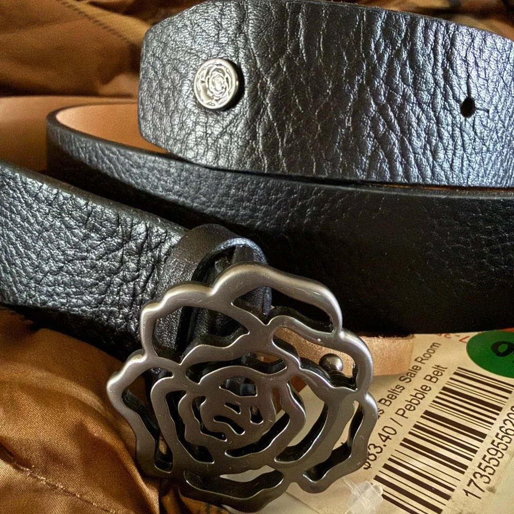 hannah childs stylish black