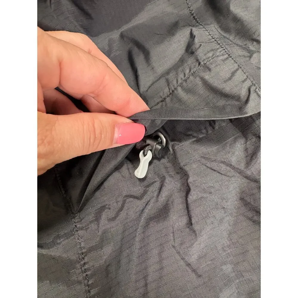 The North Face DryVent Waterproof Rain Jacket Black Hooded Shell Gorpcore Large