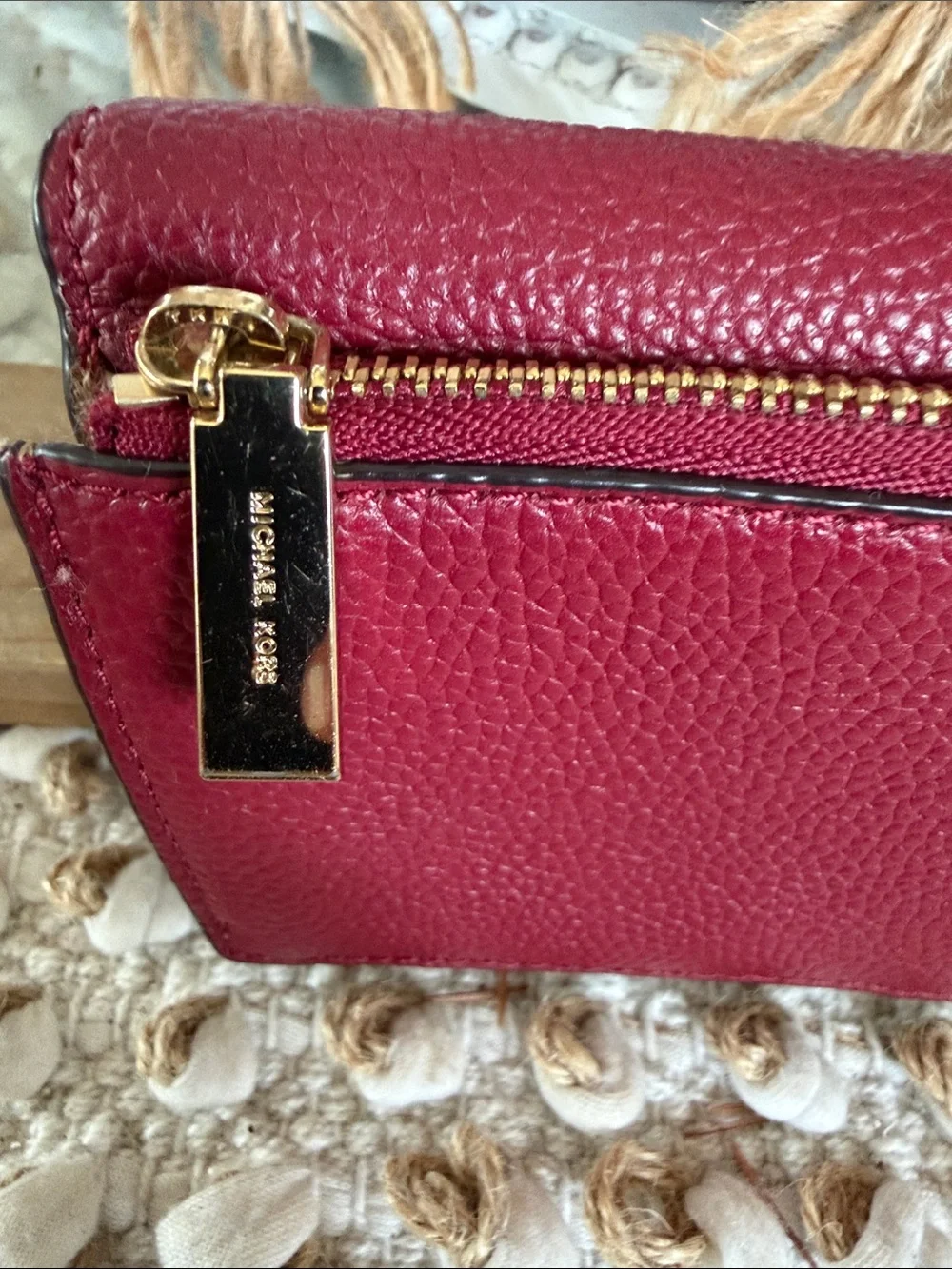 Michael Kors compact pebbled