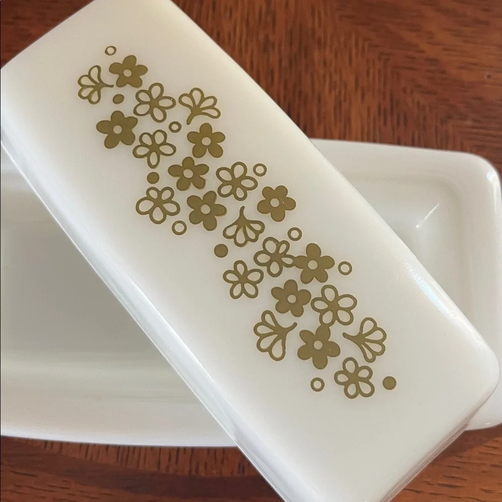 Pyrex vintage glass