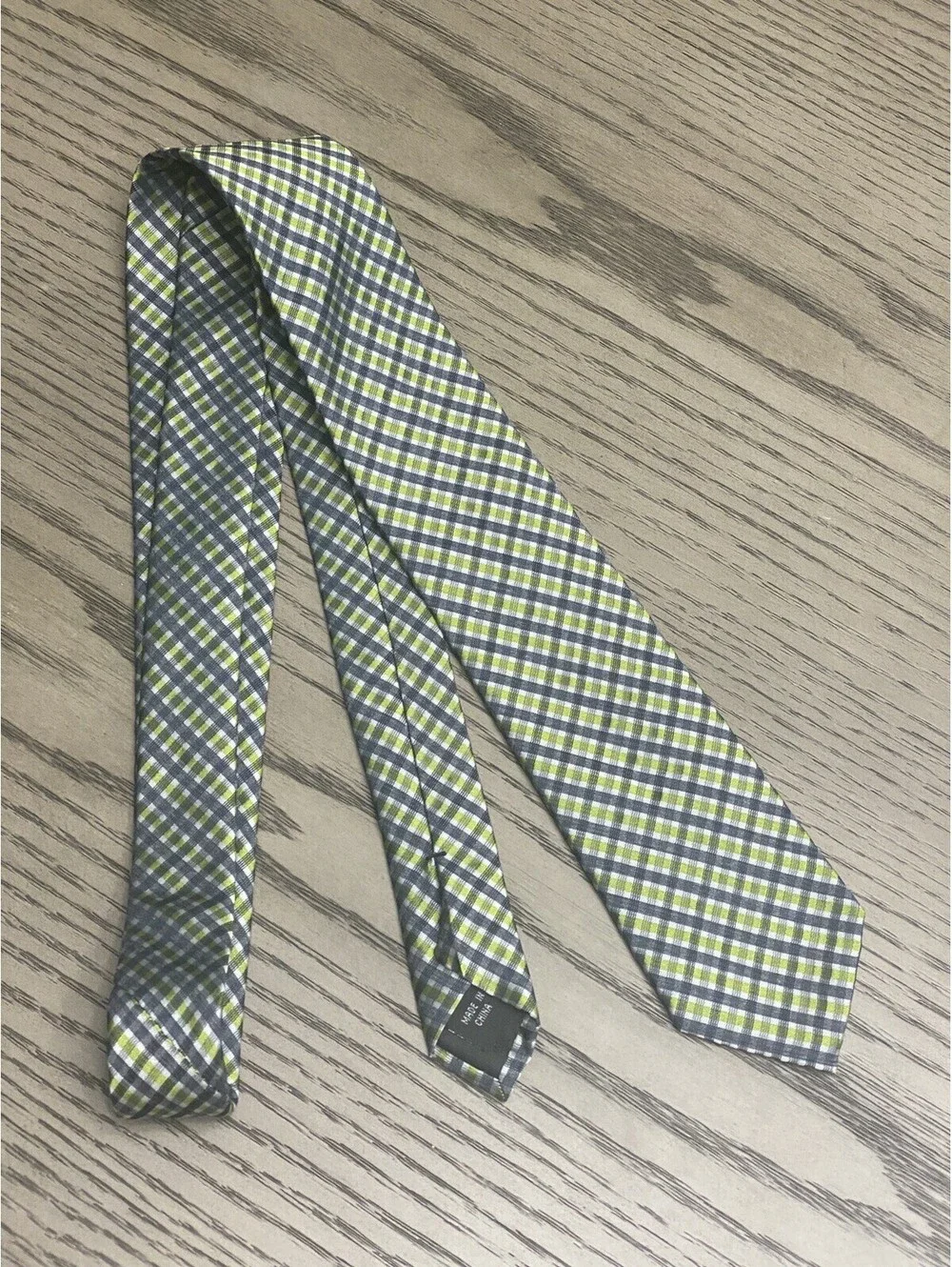 Calvin Klein Mens Necktie Green Gray Check Plaid Slim Tie Silk Blend