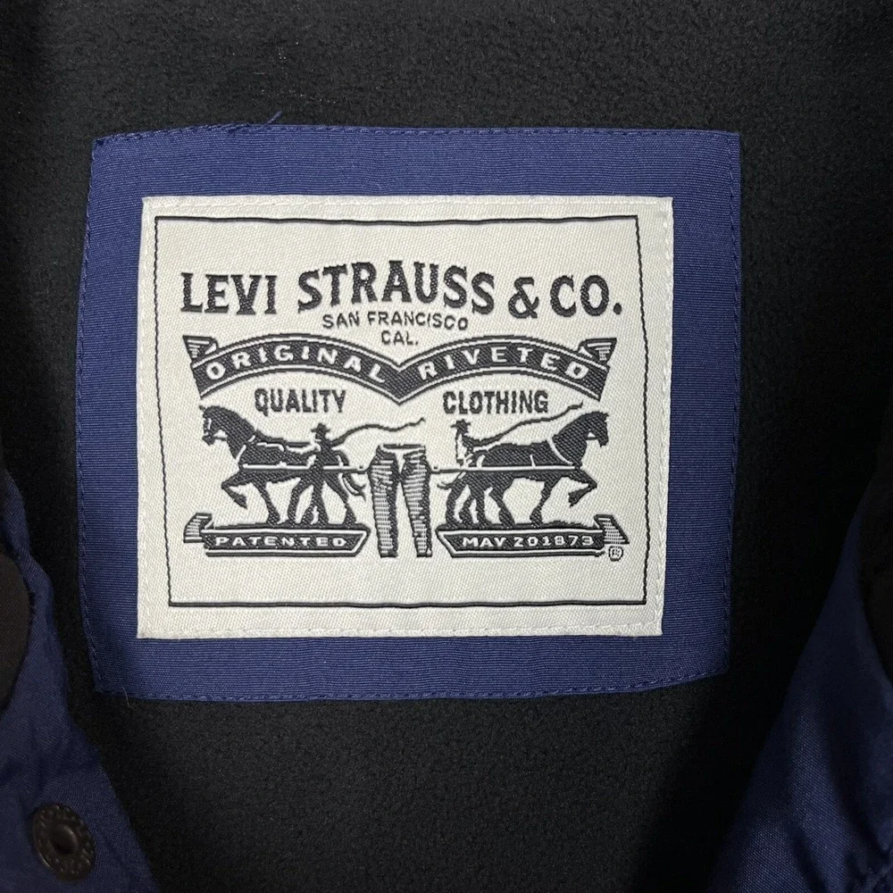 Levis item new