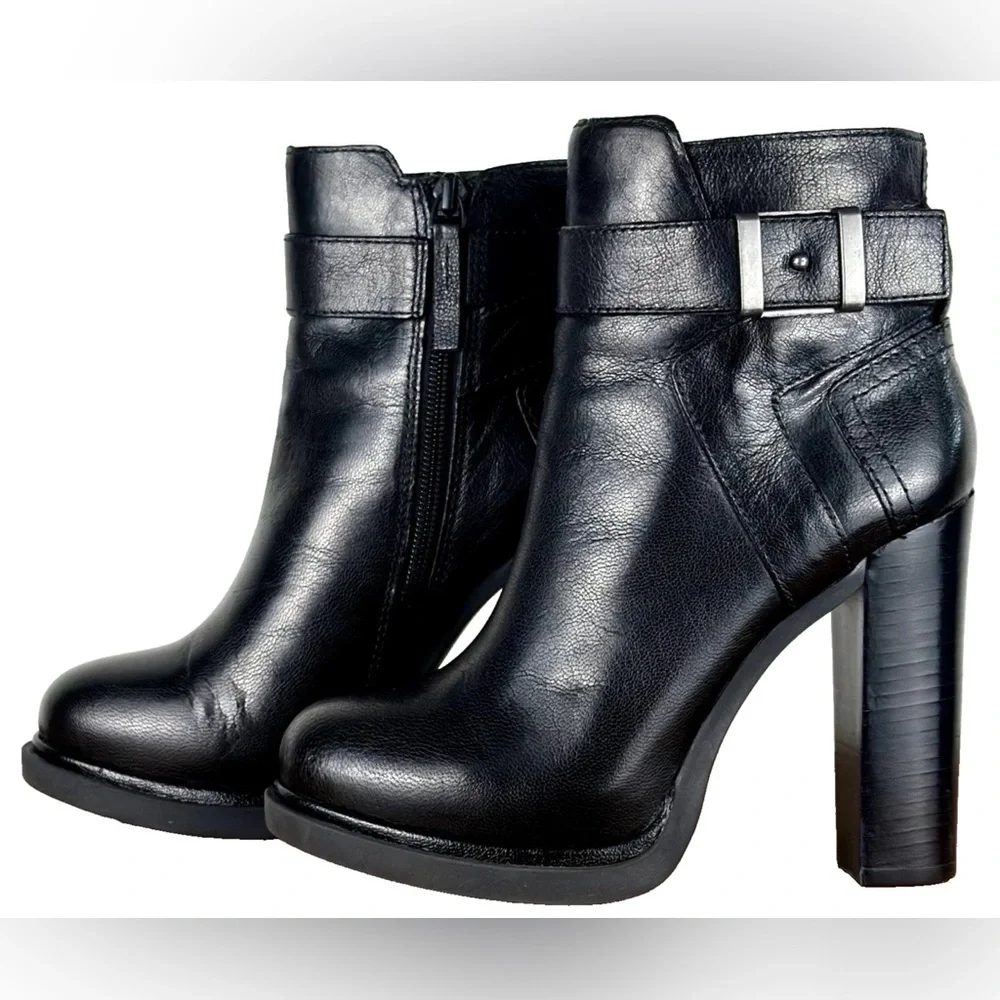 Nine West wardrobes standout plaid
