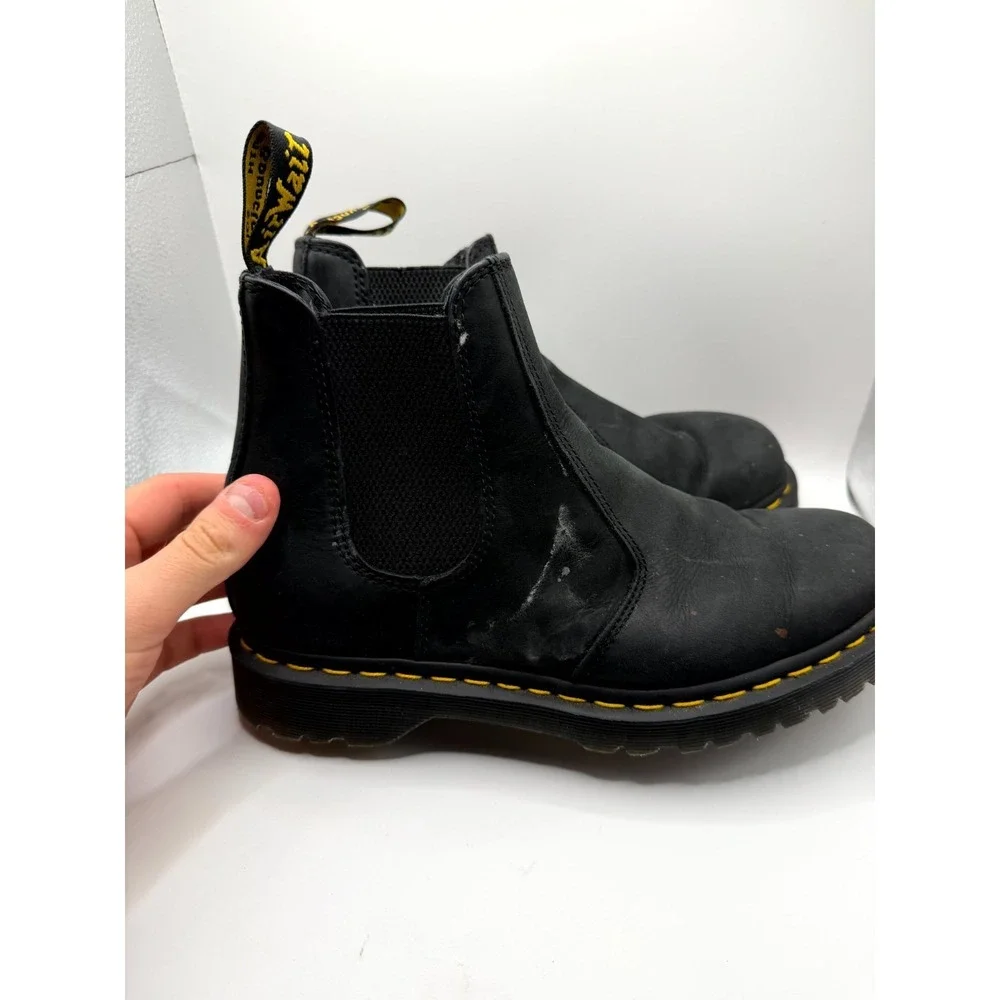 Dr. Martens 2976 Mens 9 Chelsea‎ Black Leather Ankle Round Toe Pull On Boots