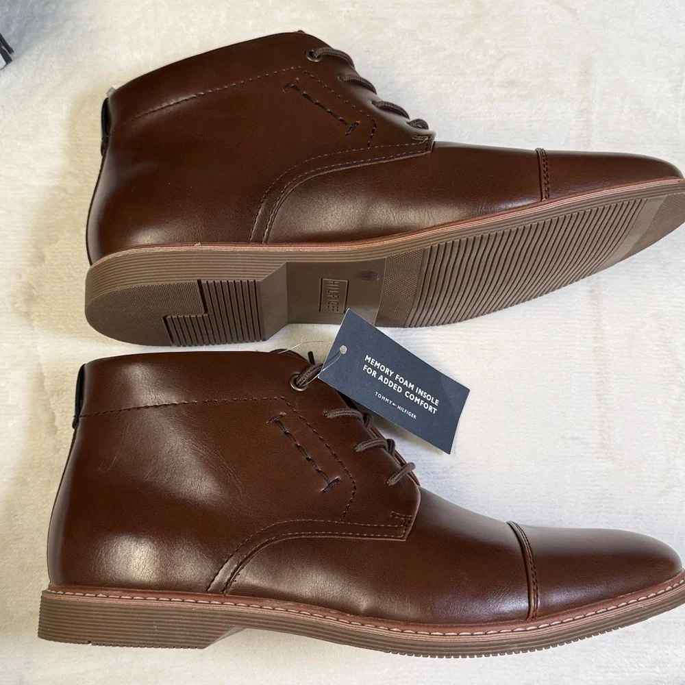Tommy Hilfiger Men's Rawstin Cap Toe Chukka Boots - Size 10M