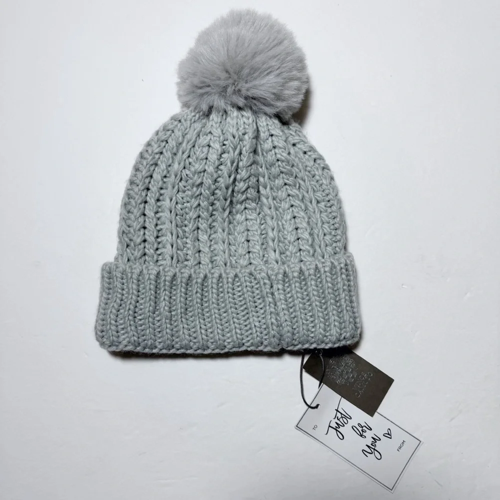 Vince Camuto Knit Pom Beanie in Grey