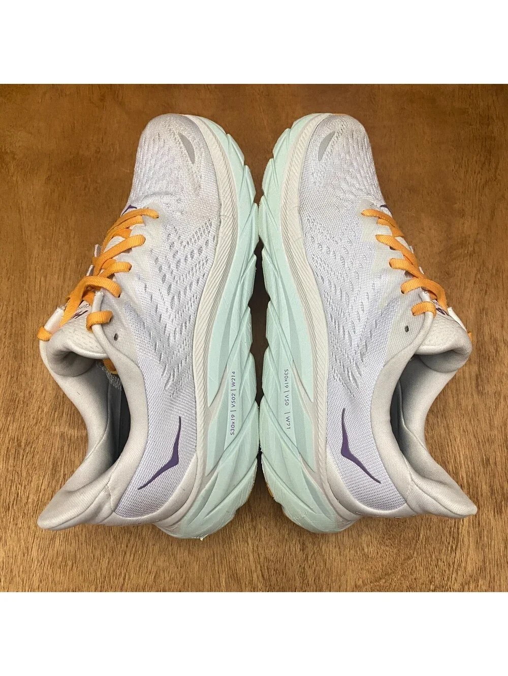 Hoka One One Clifton 8 Running Shoes Womens Sz 6.5 B White Sneakers 1119394 BDBW