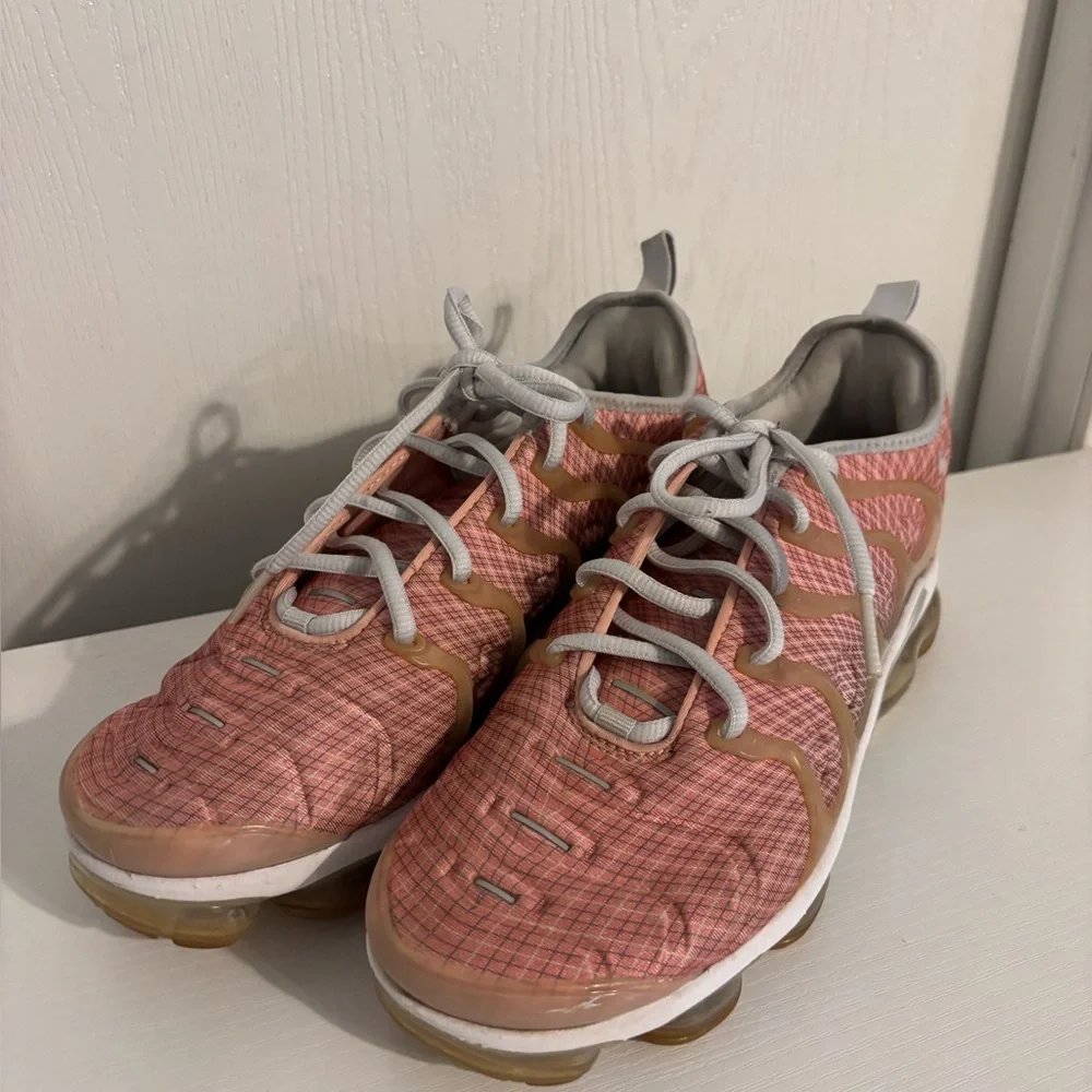 Nike | Women's Pink and Tan VaporMax-Style Sneakers | Size 10