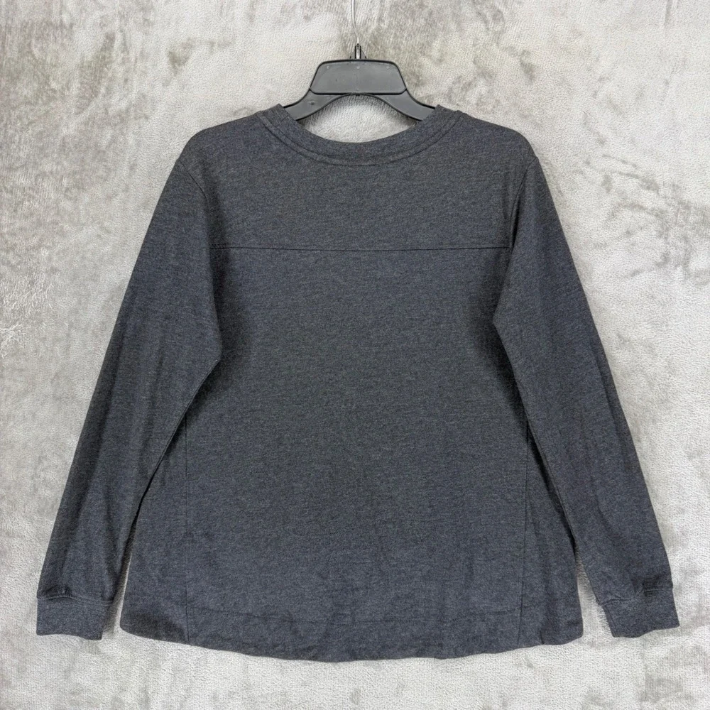 Nike sportswear essential