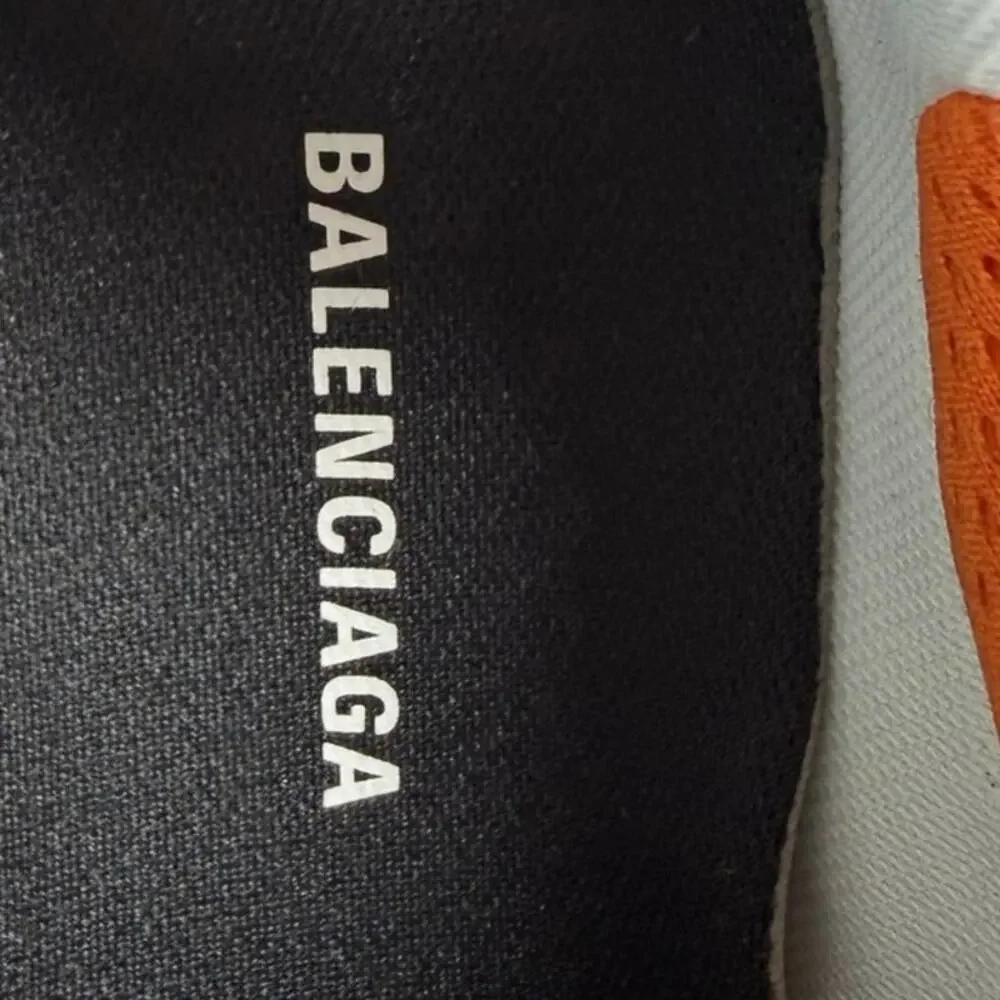 Size 39EU/6US - Balenciaga Runner Multicolor NEW