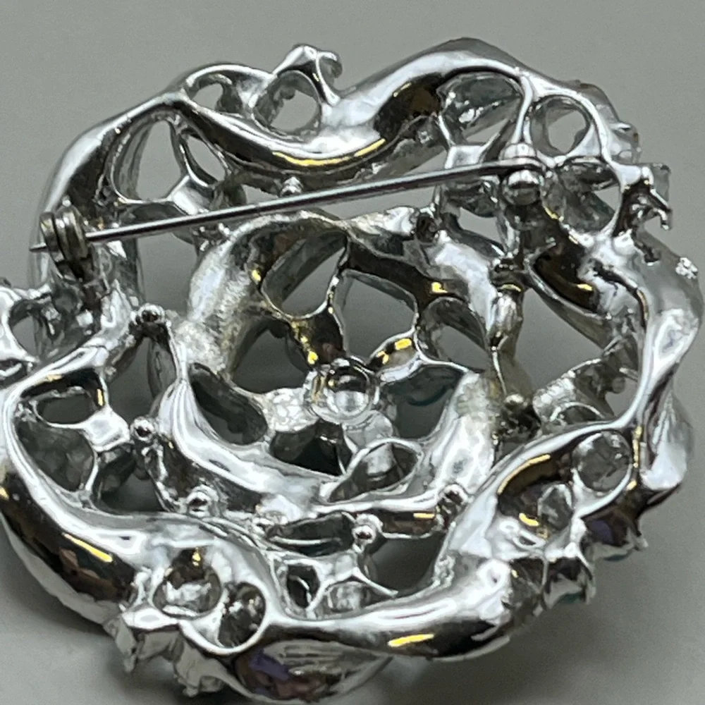 Elegant Silver and Turquoise Brooch