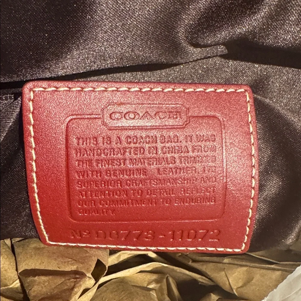 Coach crimson hamptons